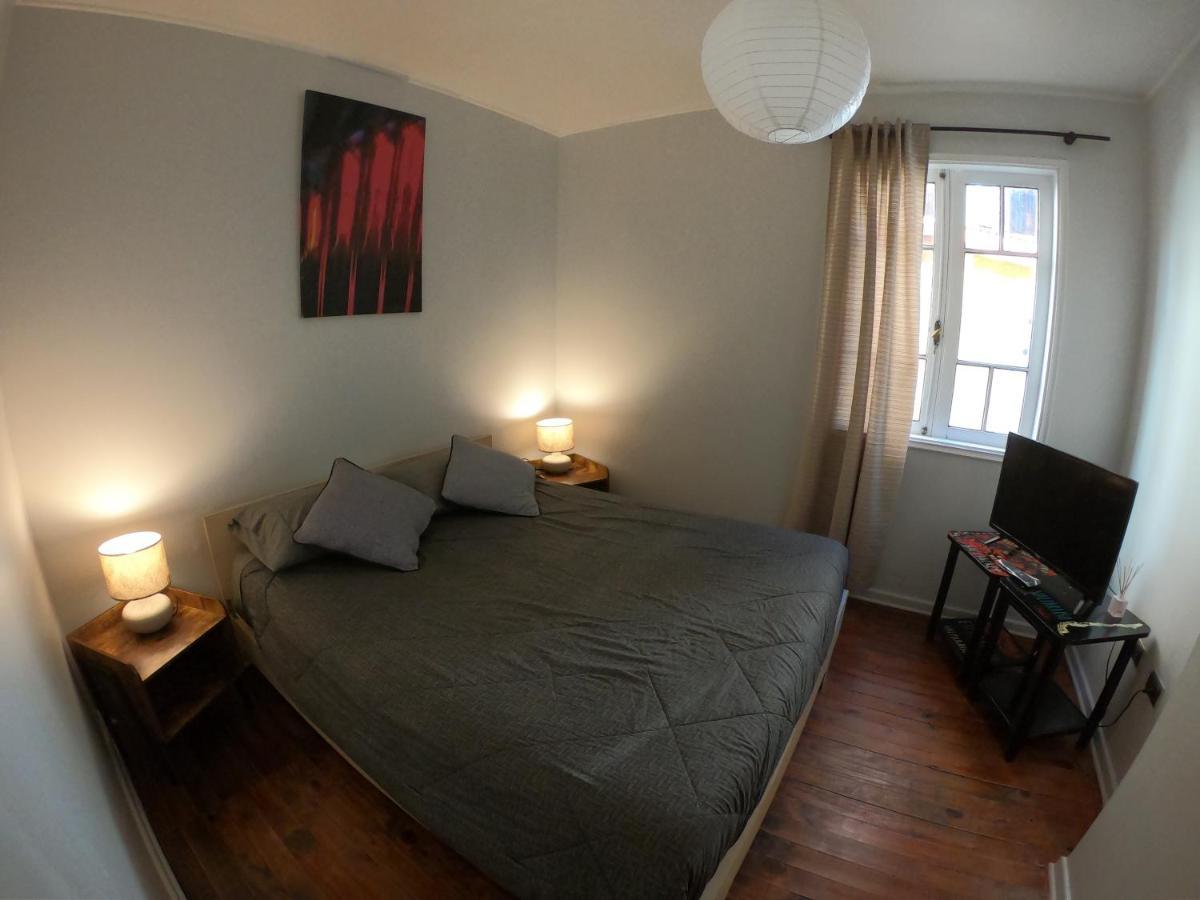 Escarabajo Hostel (Adults Only) Valparaiso Bagian luar foto