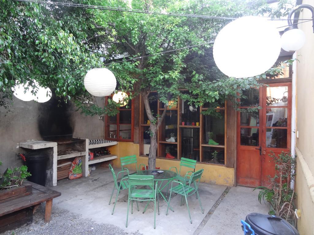 Escarabajo Hostel (Adults Only) Valparaiso Bagian luar foto